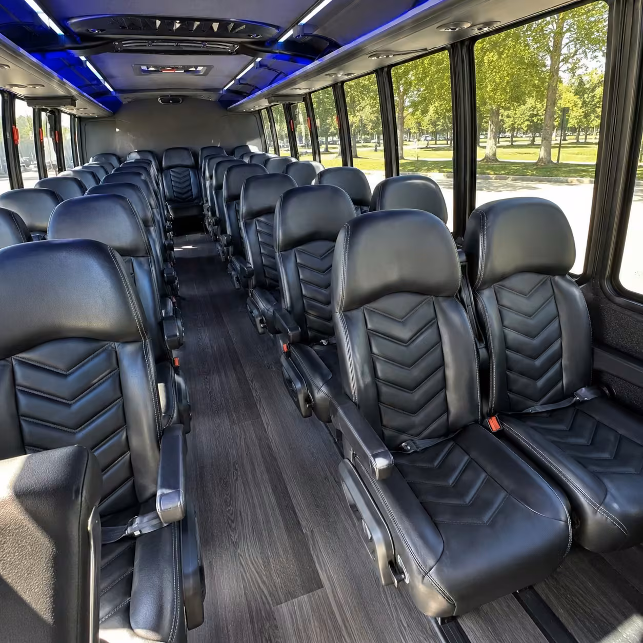 wichita minibus rental